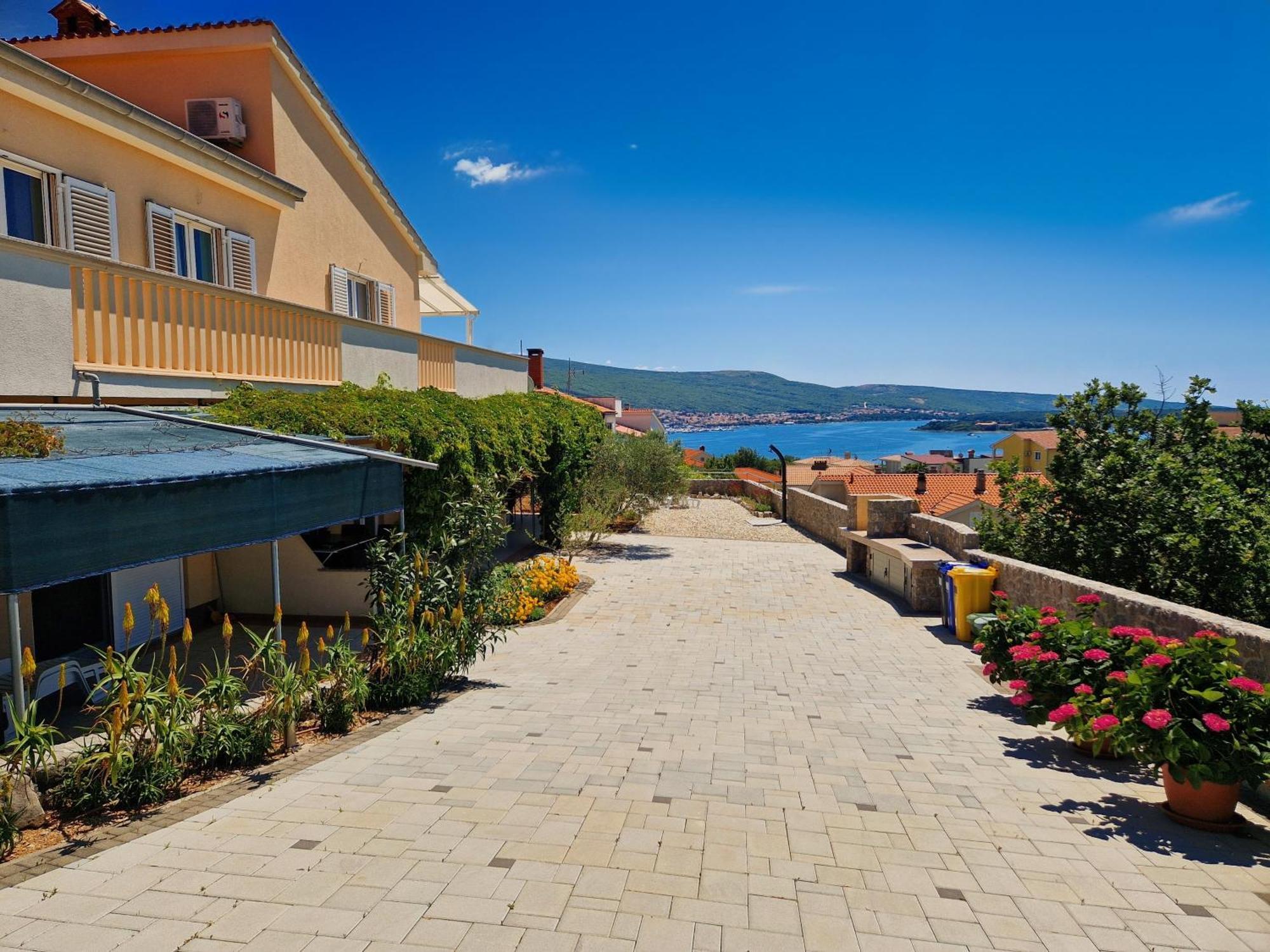 Apartments Sandra Kornic Luaran gambar